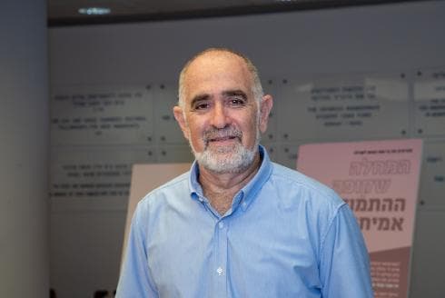 אלברטו מסצ'יאני, מנהל השירות הפסיכולוגי בדקנאט הסטודנטים