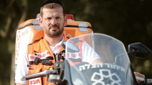 אבי דבלינגר
