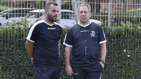 המאמן ירון הוכנבוים ועוזרו מנו הרוניאן המאמן ירון הוכנבוים ועוזרו מנו הרוניאן