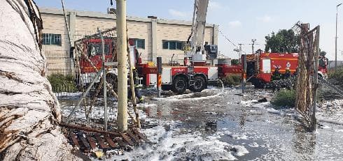 מזירת השריפה באופקים (צילום: דוברות כבאות והצלה נגב) מזירת השריפה באופקים