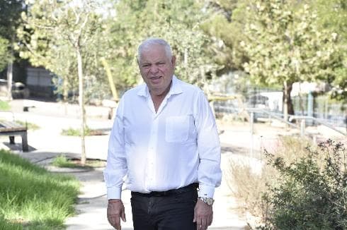 רונן פלוט