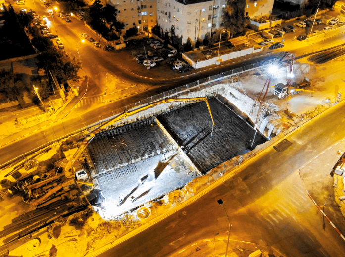 הפרדה מפלסית באשר וינר, תלפיות