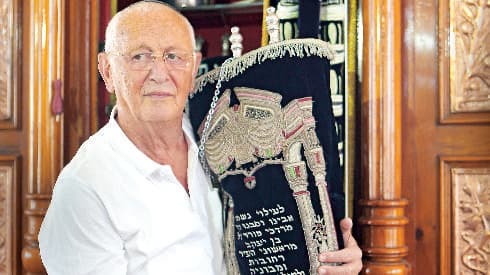 משה גנץ