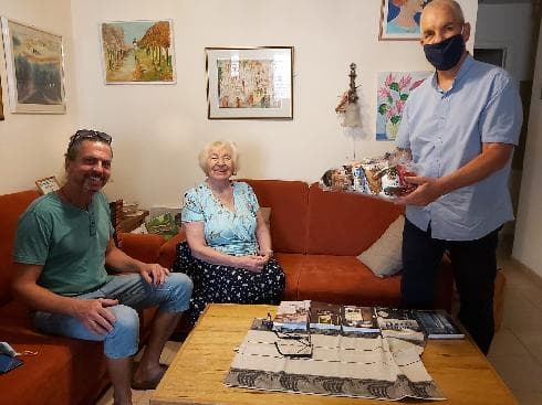 עליזה ויטיס שומרון וראש המועצה איציק חולבסקי