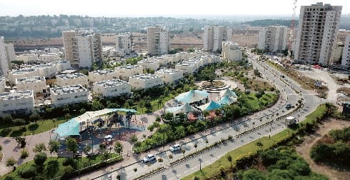 גבעת אלונים (צילום: סקייווקר) גבעת אלונים