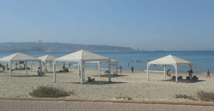 "פקחים מגיעים בתדירות נמוכה". חוף קרית ים בחול המועד סוכות "פקחים מגיעים בתדירות נמוכה". חוף קרית ים בחול המועד סוכות