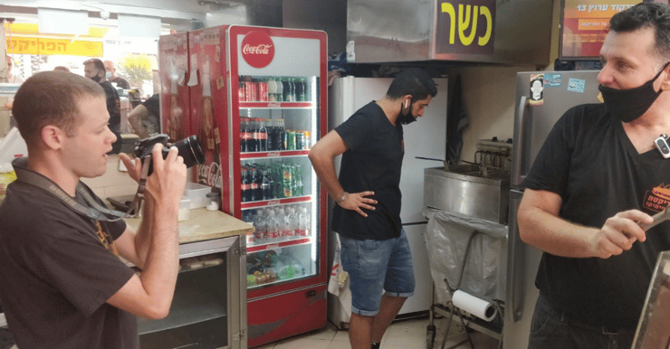 אורן פרץ בפעולה. "ככה הוא מבטא את עצמו"