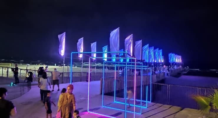 המייצגים בטיילת בת ים