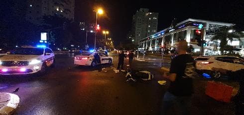 זירת התאונה ברחוב פנחס אילון זירת התאונה ברחוב פנחס אילון