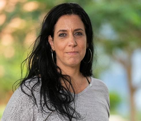 דנית רז. "תחושת השליטה מתרופפת עוד יותר כשמדובר בסטודנטים שמתחילים שנה א'" (צילום: איציק דסה) דנית רז. "תחושת השליטה מתרופפת עוד יותר כשמדובר בסטודנטים שמתחילים שנה א'"