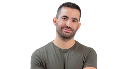 יאיר שושן. "הכל באמצעות מתנדבים" (רון מילר) "הכל באמצעות מתנדבים"