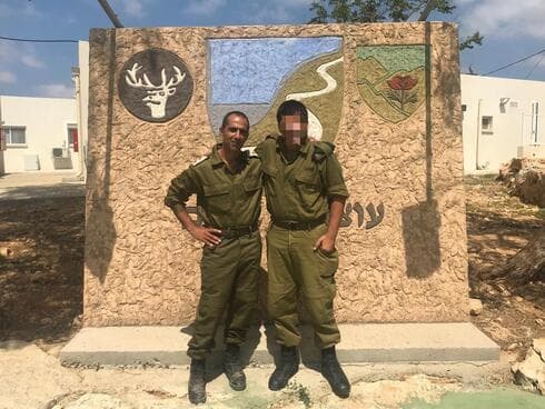 סא"ל במיל' יגאל נחום ובנו- ש'