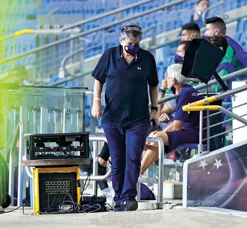 שום מסתלק. "עשינו לעצמנו בושות גדולות"