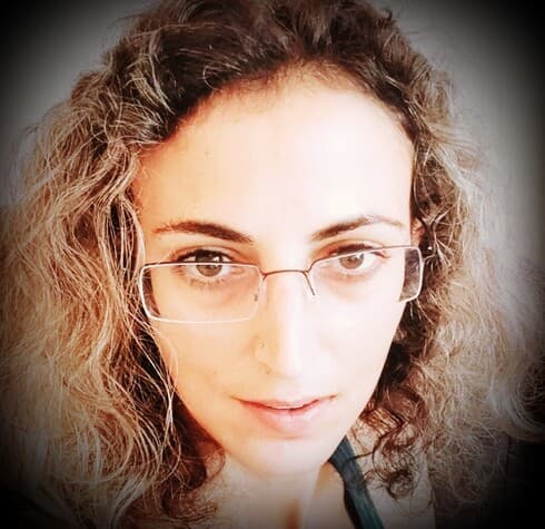 נטלי מנחם. "היום אפילו בזבובים אני מוצאת את אלוהים" 