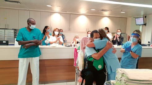 אופיר השבוע בשחרור מבית החולים. "צאו מהאופוריה"
