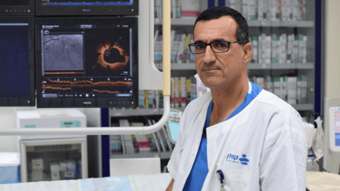 פרופ׳ קובי ג׳ורג׳. הבין שנדרש הליך אלטרנטיבי