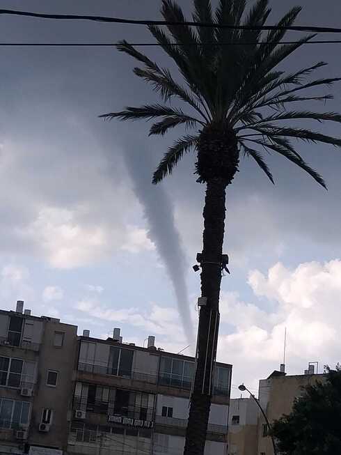 נד מים בחופי נתניה