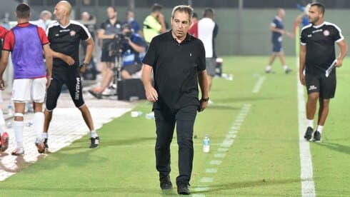 המאמן ירון הוכנבוים