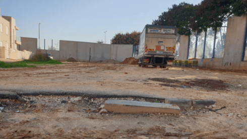 השטח ברחוב יובל נאמן רחובות השטח ברחוב יובל נאמן רחובות