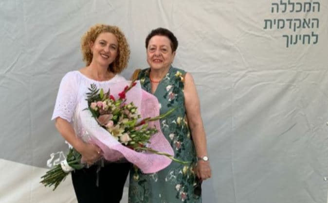 ד"ר מיכל רוזנברג ובתה שירה עובדיה