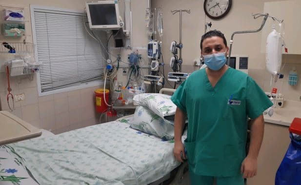 מוחמד מסראווה, אח במחלקת טיפול נמרץ מוחמד מסראווה, אח במחלקת טיפול נמרץ