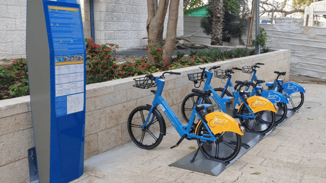 עמדת השכרת אופניים בירושלים