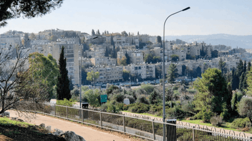 תרחיש האימה של התושבים. רחוב טשרניחובסקי בלי מגדלים (הדמיה: אלעד רוזנקופ) תרחיש האימה של התושבים. רחוב טשרניחובסקי בלי מגדלים