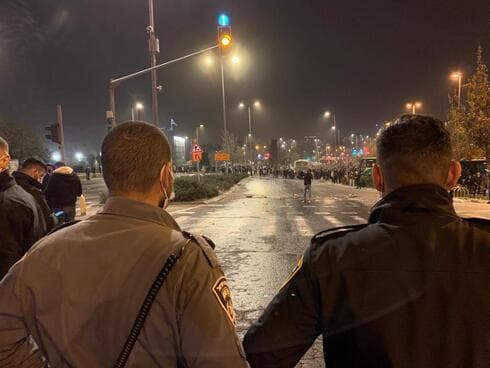 פעילי ימין מפגינים סמוך למטה הארצי 