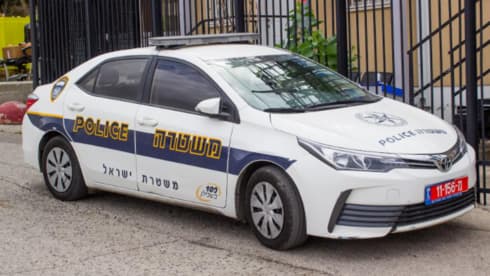 ניידת משטרה