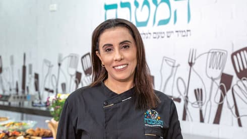 נורית אלפנדרי. "עסוקים בלשרוד" |