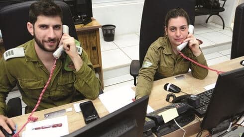 סרן יובל בראל וסמ"ר אושר סבג. חלק ממשהו גדול 