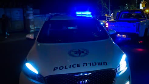 ניידת משטרה