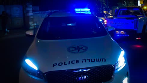 ניידת משטרה