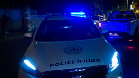 ניידת משטרה