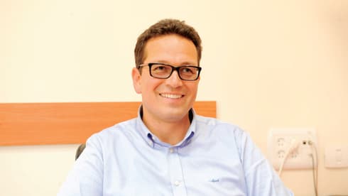 בן-חמו. "אשאר באהבה"