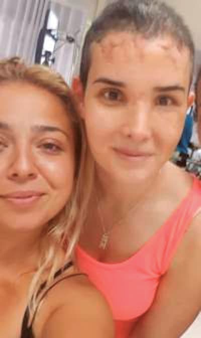 ידליקו יחד משואה ביום העצמאות? שירה איסקוב ושכנתה עדי גוזי (צילום: פרטי) יוזמת העצומה מבקשת ששירה והשכנה עדי גוזי ידליקו יחד משואה ביום העצמאות