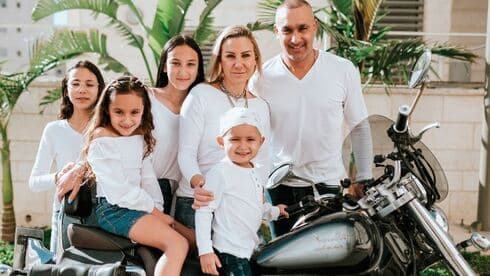 משפחת פרח. מודים על הנתינה