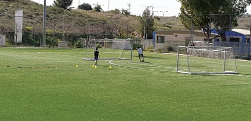"נוגד את ההוראות". המגרש, השבוע