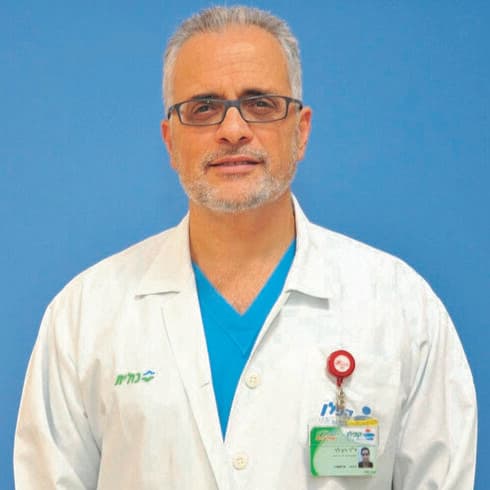 ד"ר רוני לוי. תלוי במחלות רקע, בחשיפה והאם האישה מתגוררת בעיר אדומה (צילום: מרכז רפואי קפלן) ד"ר רוני חן. "ממליץ לנשים בערים אדומות"