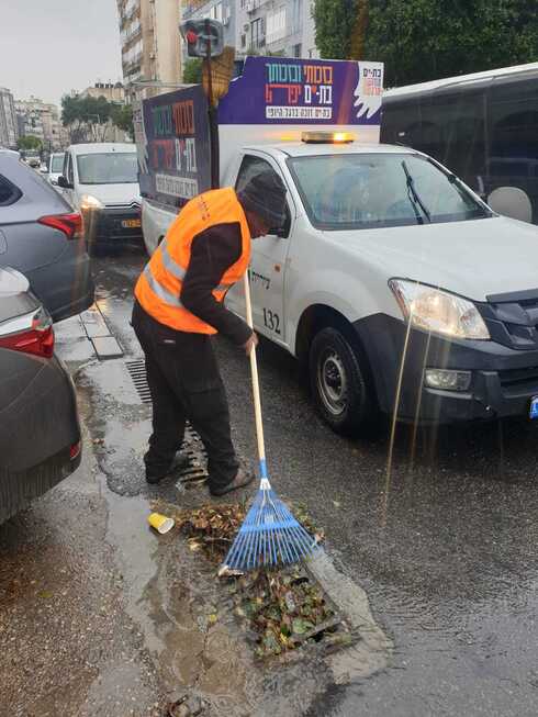 צוותי עיריית בת ים נערכים לסופה
