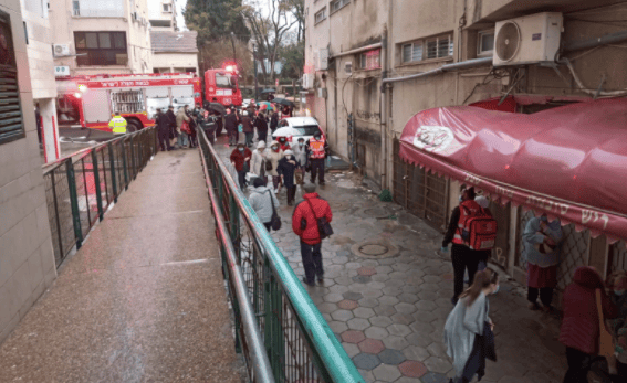 זירת השריפה בבית האבות בחדרה