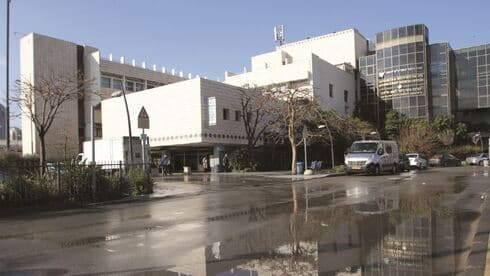 "לניאדו"