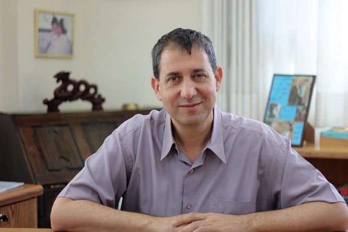 מנכ"ל ליאו באק, הרב אופק מאיר