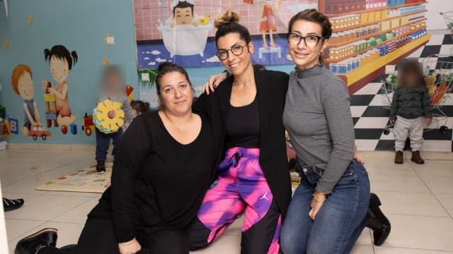 רינה בקל ואחיותיה. "מקום חם ובטוח לילדים"