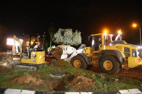 עבודות בצומת המשטרה (צילום: שלומי גבאי) עבודות בצומת המשטרה