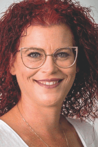 מימין: דנית הראל ונועה אזוגי