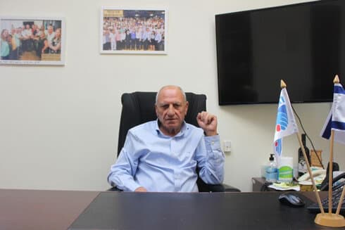 "לחלץ את העובדים". דוד ראובן 