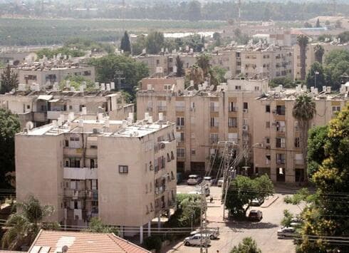 ליווי צמוד. קריית משה