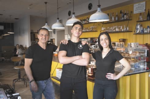 גליה שלומי ועידו אביחיל. עסק משפחתי מאז 