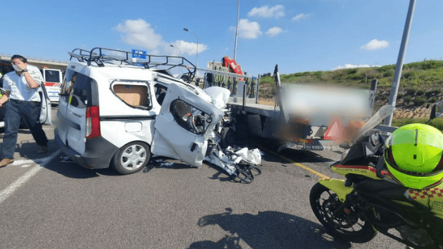 תאונת דרכים בסמוך למחלף שבעת הכוכבים (צילום המחשה בלבד: תיעוד מצבעי מד"א) תאונת דרכים בסמוך למחלף שבעת הכוכבים